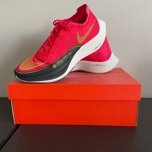 Nike zoomx Vaporfly Next% 2 Men’s size 9.5